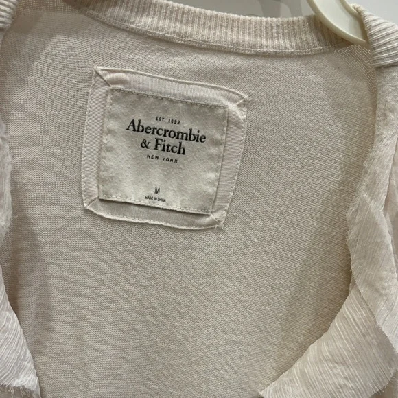 Abercrombie & Fitch Cream Ruffle Cardigan - Picture 2 of 4